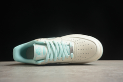 Nike Air Force 1'07 Low Supreme Custom