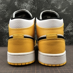 Jordan 1 Mid SE Lakers - Born Sneakers