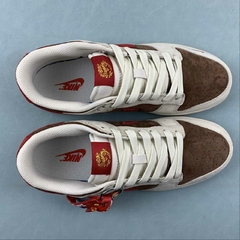 Imagem do Nike Dunk Low Year of the Dragon