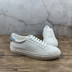 Givenchy Sneaker na internet