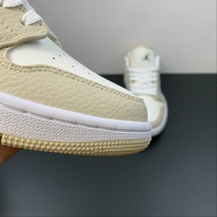 Jordan 1 Low SE Sail Rattan University Red - comprar online
