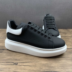 Alexander McQueen Oversized na internet