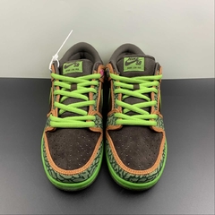 Imagem do Nike SB Dunk Low De La Soul