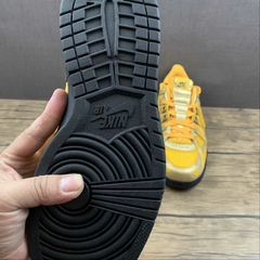 Imagem do Nike Air Rubber Dunk Off-White University Gold