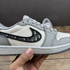 Jordan 1 Retro Low Dior - Born Sneakers