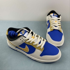 Nike Dunk Low Vegeta Custom na internet