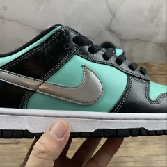 Nike Dunk SB Low Diamond Supply Co. "Tiffany" - Born Sneakers