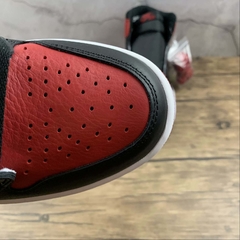 Jordan 1 Retro Bred na internet