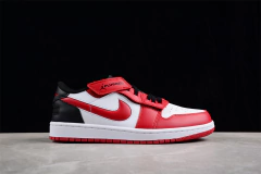 Jordan 1 Low FlyEase Gym Red na internet