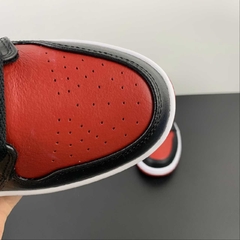 Jordan 1 Low Alternate Bred Toe na internet