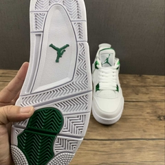 Imagem do Jordan 4 Retro Metallic Green