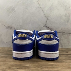 Nike SB Dunk Low Supreme Stars Hyper Royal - Born Sneakers