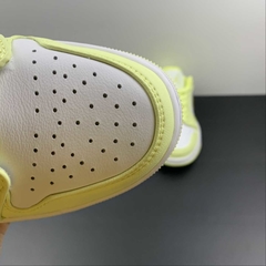 Jordan 1 Low Lemonade na internet
