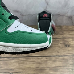 Jordan 1 Retro High Lucky Green - comprar online