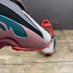 adidas Yeezy Boost 700 Hi-Res Red - comprar online