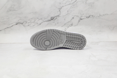 Jordan 1 Low OG Neutral Grey - comprar online