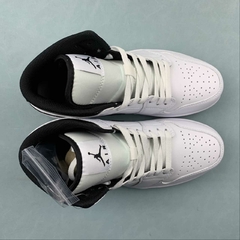 Imagem do Jordan 1 Mid Reverse Panda