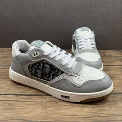 Sneaker Dior na internet