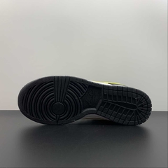 Nike Dunk Low Black Yellow White na internet