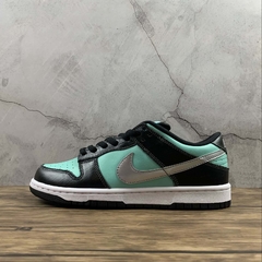 Nike Dunk SB Low Diamond Supply Co. "Tiffany"