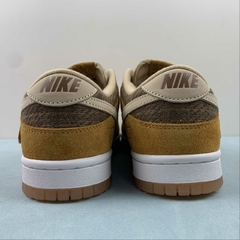 Nike Dunk Low SE Teddy Bear Praline - Born Sneakers