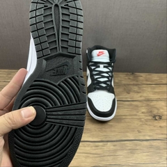Imagem do Nike Dunk High Panda