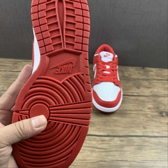 Imagem do Nike Dunk Low University Red