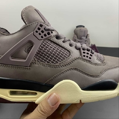 Jordan 4 Retro A Ma Maniére Violet Ore - Born Sneakers