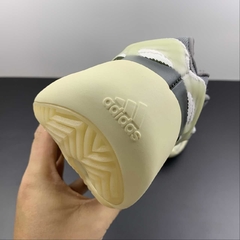 adidas Yeezy 700 V3 Fade Salt - loja online
