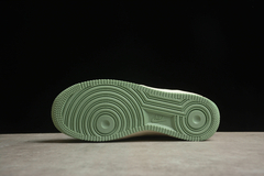 Imagem do Nike Air Force 1'07 Low Beige/Light Green Custom