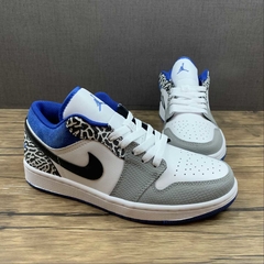 Jordan 1 Low True Blue na internet