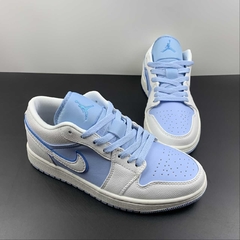 Jordan 1 Low SE Reverse Ice Blue na internet