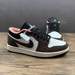Jordan 1 Low Mocha na internet