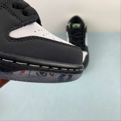 Nike SB Dunk Low Staple Panda Pigeon - comprar online