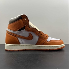 Jordan 1 Retro High Starfish - comprar online