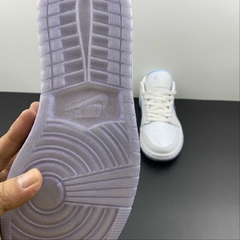Imagem do Jordan 1 Low Dare To Fly