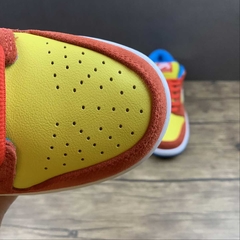 Nike SB Dunk Low Pro Bart Simpson na internet