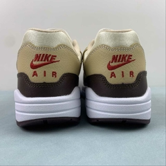 Nike Air Max 1 Valentines Day - Born Sneakers