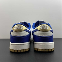 Nike Dunk Low Kansas City Royals - Born Sneakers