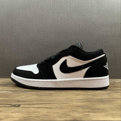 Jordan 1 Low Black White