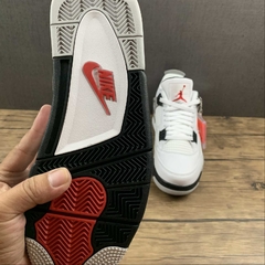 Imagem do Jordan 4 Retro White Cement