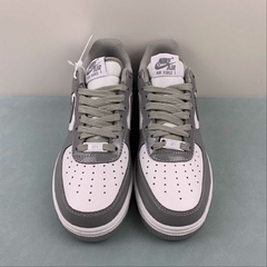 Nike Air Force 1 '07 Low Grey Patent - loja online