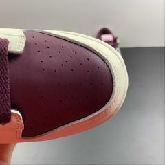 Nike Dunk Low WMNS Valentine's Day na internet