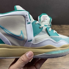 Nike Kyrie 8 Infinity Keep Sue Fresh - Born Sneakers