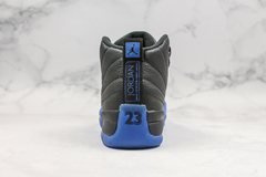 Jordan 12 Retro Black Game Royal na internet