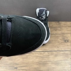 Jordan 5 Retro Black Metallic na internet