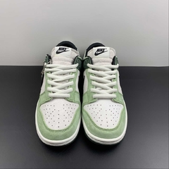 Imagem do Nike Dunk Low Malachite Green/Light Jade Custom
