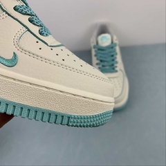 Nike Air Force 1 07 Rice White Sky Blue Custom - comprar online