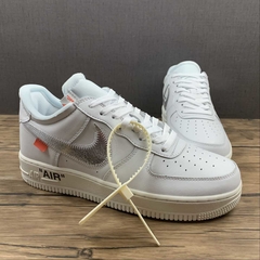 Nike Air Force 1 Low Off-White ComplexCon na internet