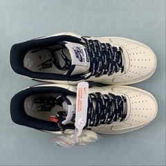 Imagem do Nike Air Force 1 Low Supreme White/Blue
